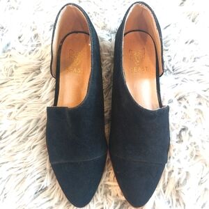 Beast Fashion Side Cutout Flats W/Pointed Toe Sz 6